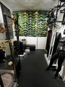 تصویر فروشگاه لیون رگال