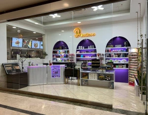 تصویر فروشگاه آرایشی درفیس