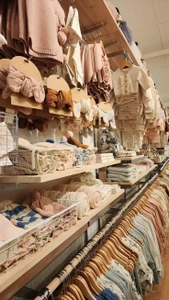 تصویر فروشگاه لباس کودک پینو بیبی