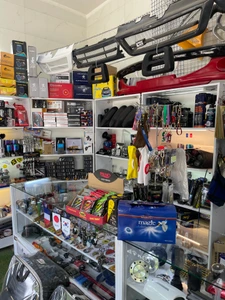 تصویر فروشگاه لوکس اسپرت 13