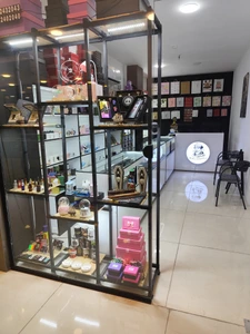 تصویر فروشگاه اکسسوری کاپیتان