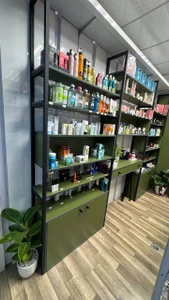 تصویر فروشگاه لوازم ارایشی تاج