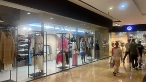 تصویر فروشگاه ویزو کالکشن