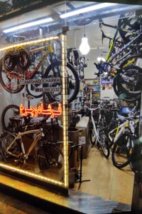 تصویر فروشگاه دوچرخه فرشاد بایک