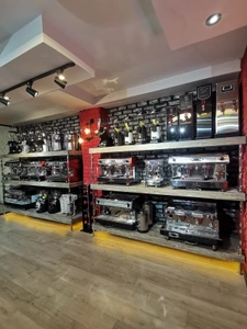 تصویر فروشگاه رویال تک