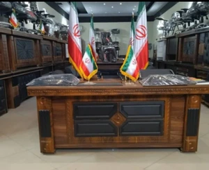 تصویر فروشگاه مبلمان میز مدیریت سوین