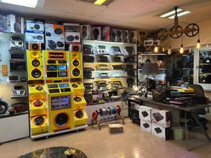 تصویر فروشگاه آوا کار آپشن تهران