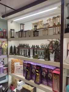 تصویر فروشگاه گالری یاسر