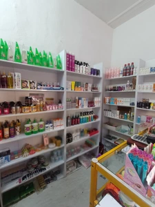 تصویر فروشگاه گالری آبرنگ