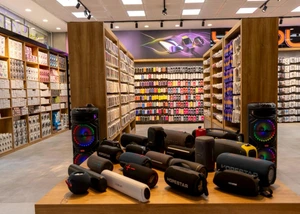 تصویر فروشگاه یس پلاس