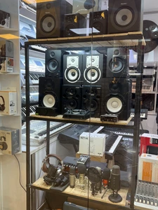 تصویر فروشگاه کرگ استور