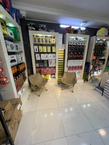 تصویر فروشگاه آرمانی لایت