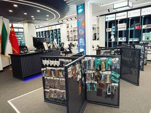 تصویر فروشگاه آسان جی اس ام