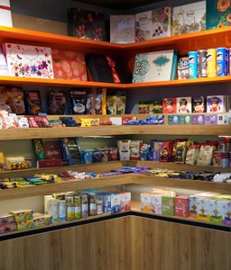 تصویر فروشگاه آفتابگرم