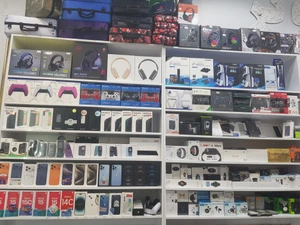 تصویر فروشگاه اپل استور هاشمیه