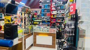 تصویر فروشگاه کامپیوتر سایلنت