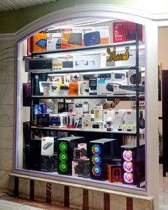 تصویر فروشگاه تسلا تبریز دات آی آر