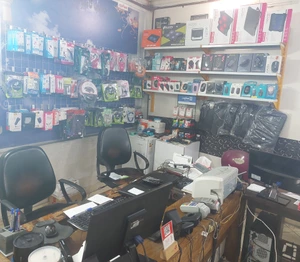 تصویر فروشگاه کامپیوتر مانیران مشهد