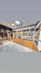 تصویر فروشگاه چرمکده آذر پلاس