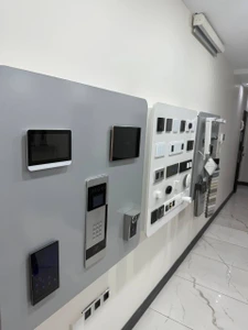 تصویر فروشگاه جهان لاک