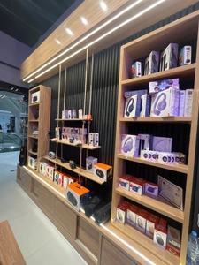 تصویر فروشگاه جی بی ال مشهد