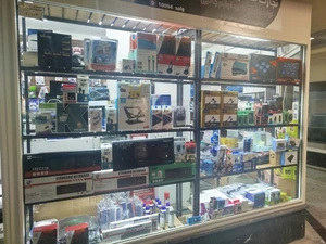 تصویر فروشگاه تجارت کامپیوتر یک