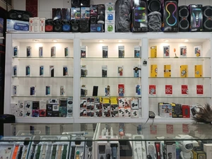 تصویر فروشگاه گالری موبایل آیهان