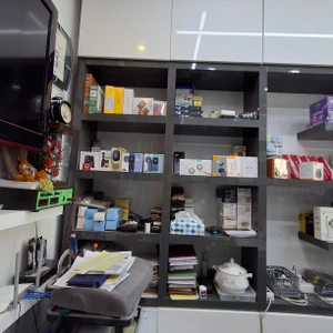 تصویر فروشگاه لاچیانی