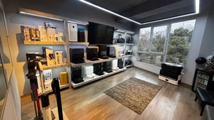 تصویر فروشگاه الف کالا استور