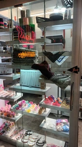 تصویر فروشگاه زری ناز