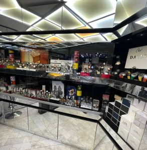 تصویر فروشگاه گالری ساعت راستاد